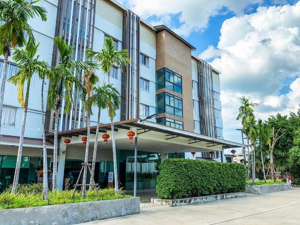 Veethara Boutique Hotel Udon Thani Exterior photo